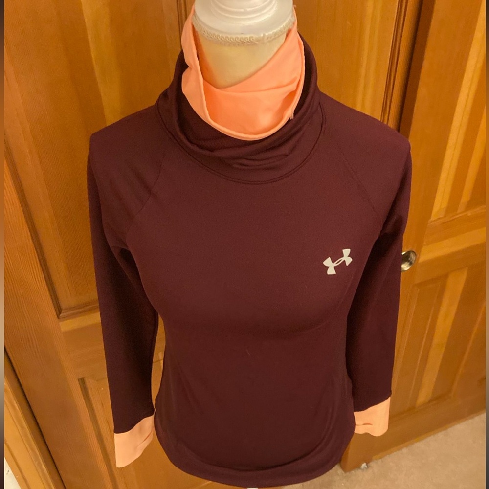 Under Armour Pullover Performance Top. - image 4